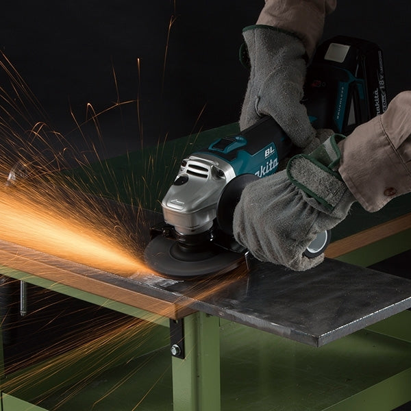 Makita DGA506Z 充電式角向磨光機125毫米(側開關)(電子剎車)(無碳刷馬達)(鋰18V)(淨機)-hong-kong