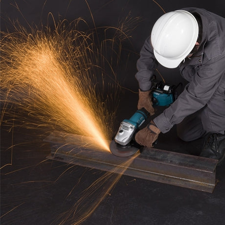 Makita DGA700Z 充電式角向磨光機180毫米(安全開關)(電子剎車)(無碳刷馬達)(鋰18VX2)(淨機)-hong-kong