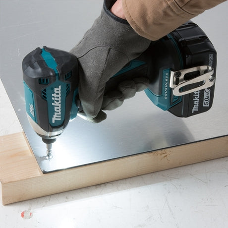 Makita DTD153RTE 充電式衝擊起子機(無碳刷馬達)(鋰18V)(5.0Ah電池)-hong-kong
