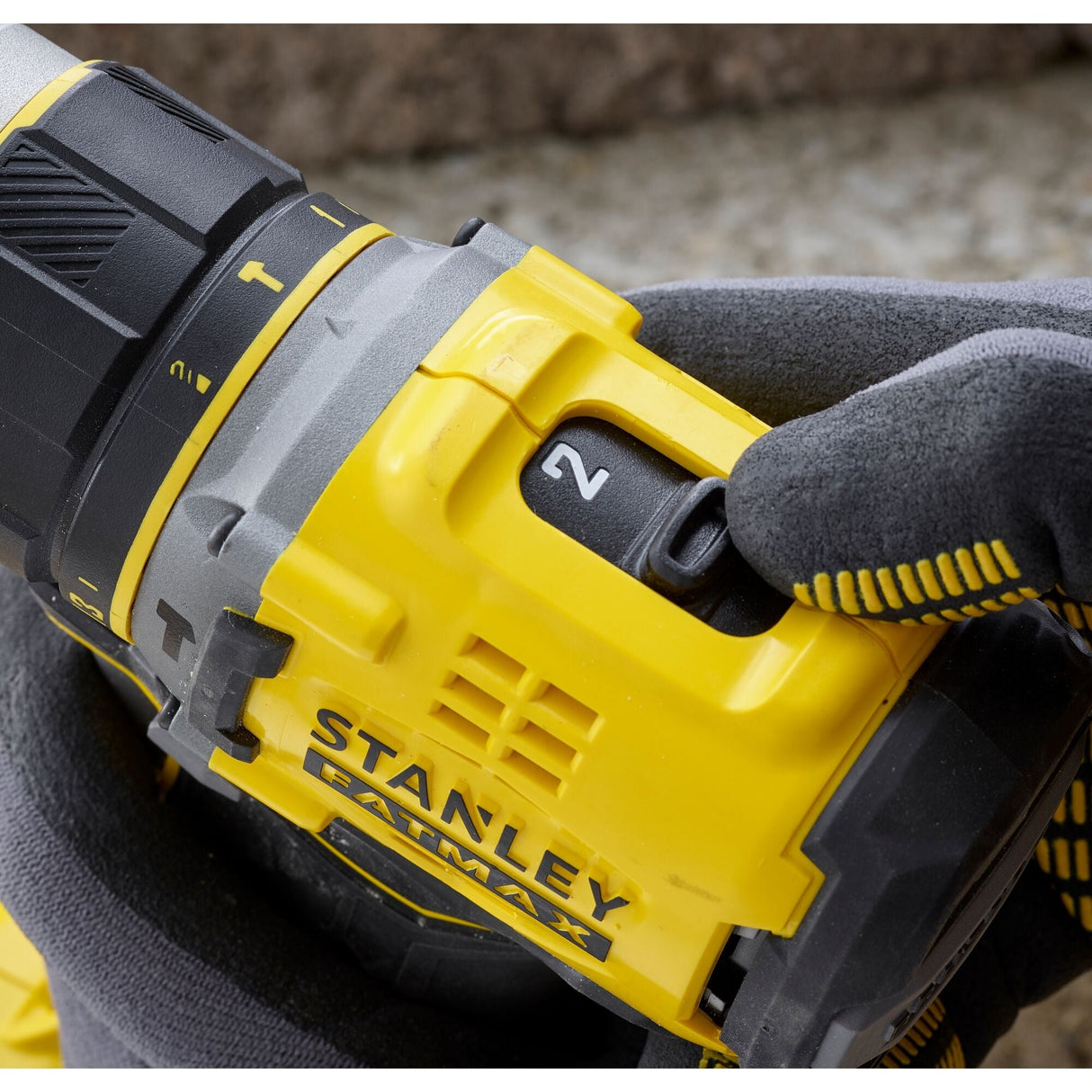 美國 STANLEY 史丹利 SFMCD721M2K-QW V20 充電式無刷衝擊電鑽 (2電1充套裝)-hong-kong
