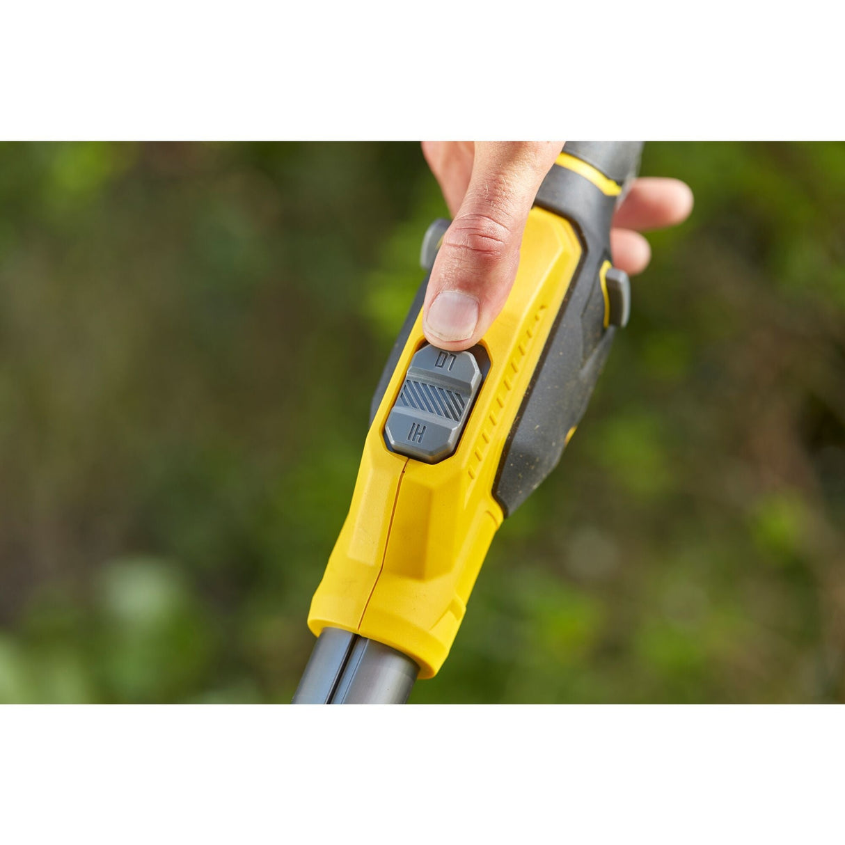 美國 STANLEY 史丹利 SFMCSTB933M-GB V20 充電式無刷割草機 (1電1充套裝)-hong-kong
